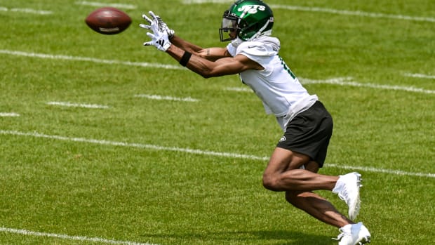 WR Garrett Wilson at Jets' OTAs